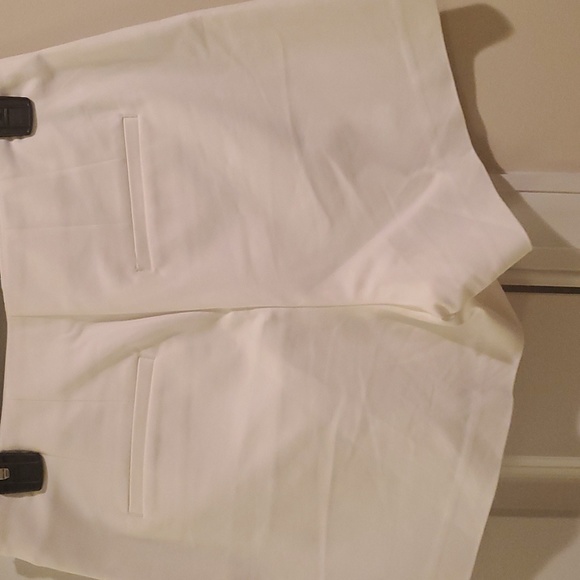 Loft Admiral Shorts NWT - Picture 5 of 5